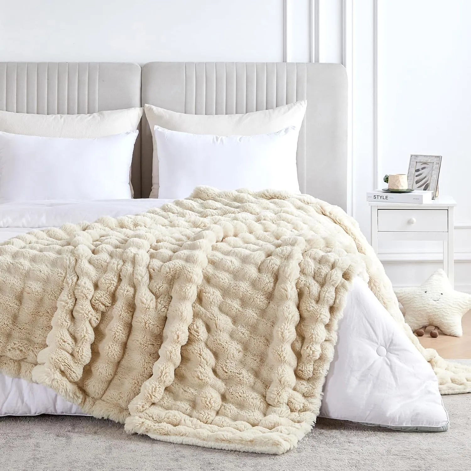 60x80 Inches Ultra-Soft Fuzzy Faux Fur Plush Twin Size Blanket - Thick, Warm Sherpa for Couch, Sofa, Bedroom, Camping - Decorative Blanket for Cozy Warmth, Bubble Khaki