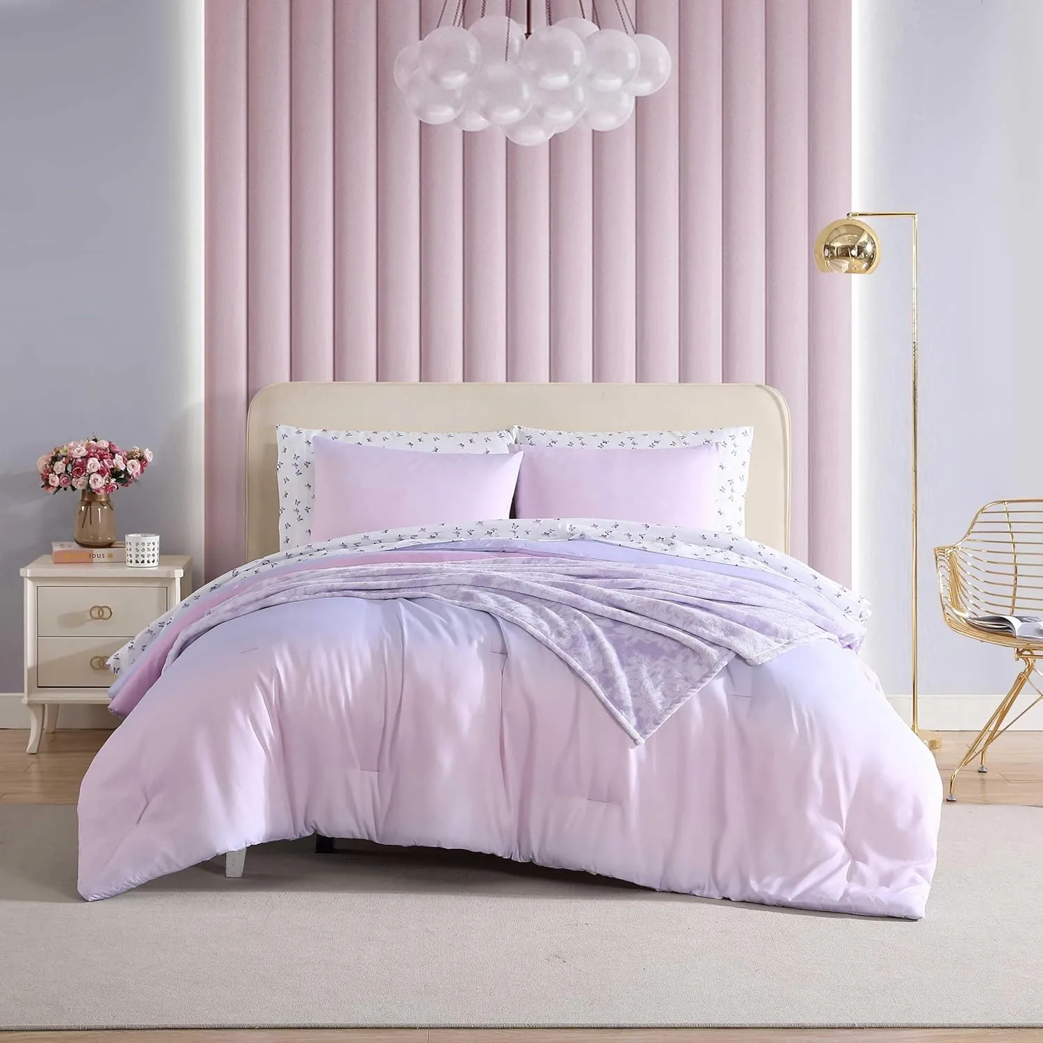 Betsey Johnson - Comforter Set, Super Soft Bedding with Matching Sham & Sheets, Includes Bonus Pillowcase & Reversible Plush Throw (Ombre Purple, Full)