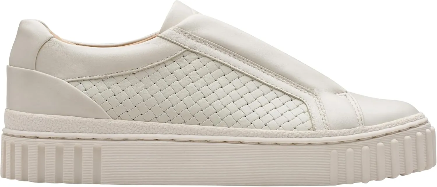 Clarks Women's Apartment Sneaker