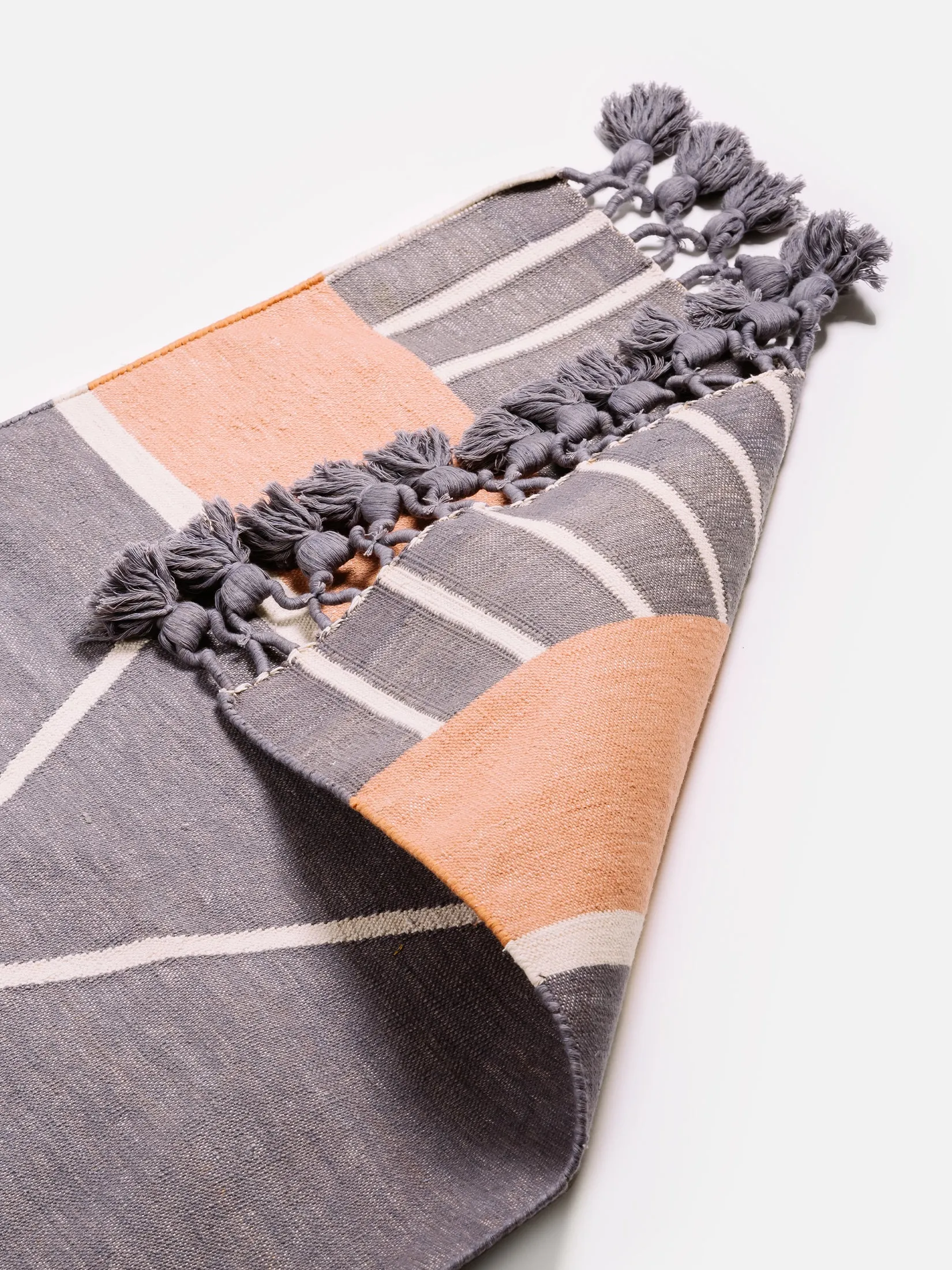 Clover Woven Rug
