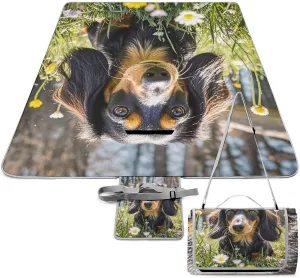 Cute Dachshund Picnic Blanket Outdoor, Oversized Beach Blanket, Foldable Lightweight Waterproof Sand Cushion Suitable for Beaches, Camping Grasslands Mat