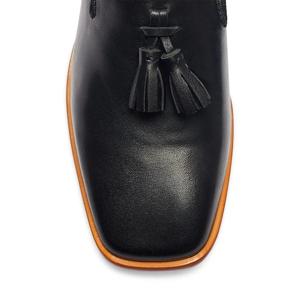 Famous Heel in Black Leather