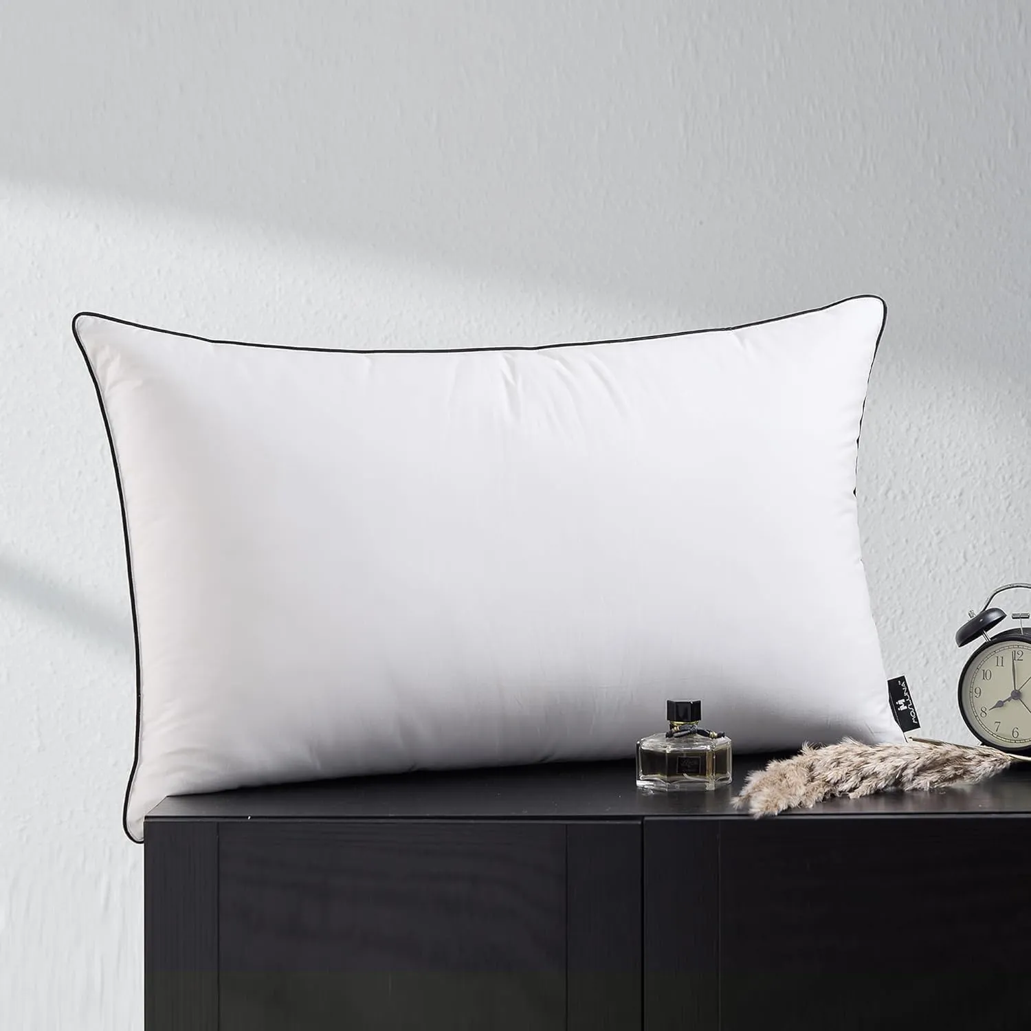 Flat Feather Down Pillows Pillows for Sleeping Queen Size Set of 1, Thin Hotel Pillow 1 Pack with Airyfil™ Fillings, Soft Bed Pillow for Stomach, Back Sleepers, Soft, 20×30 in.