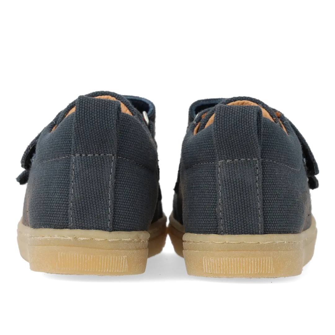 Klassischer Sneaker aus recyceltem Baumwoll-Canvas