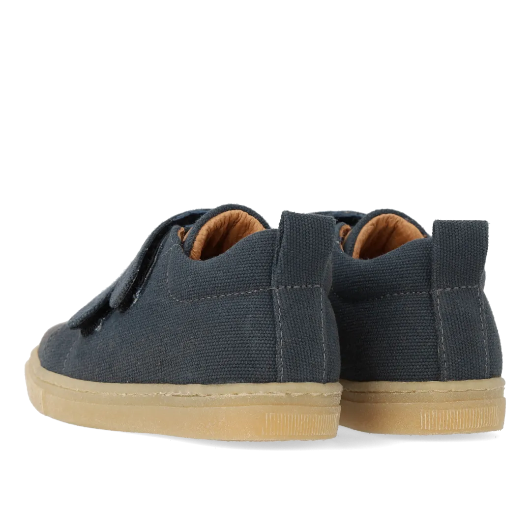 Klassischer Sneaker aus recyceltem Baumwoll-Canvas