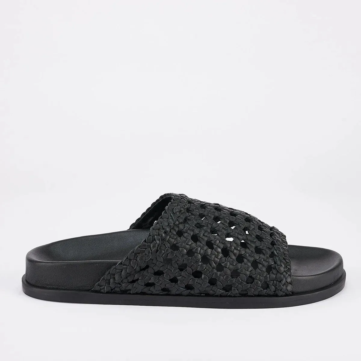 Macra Footbed
