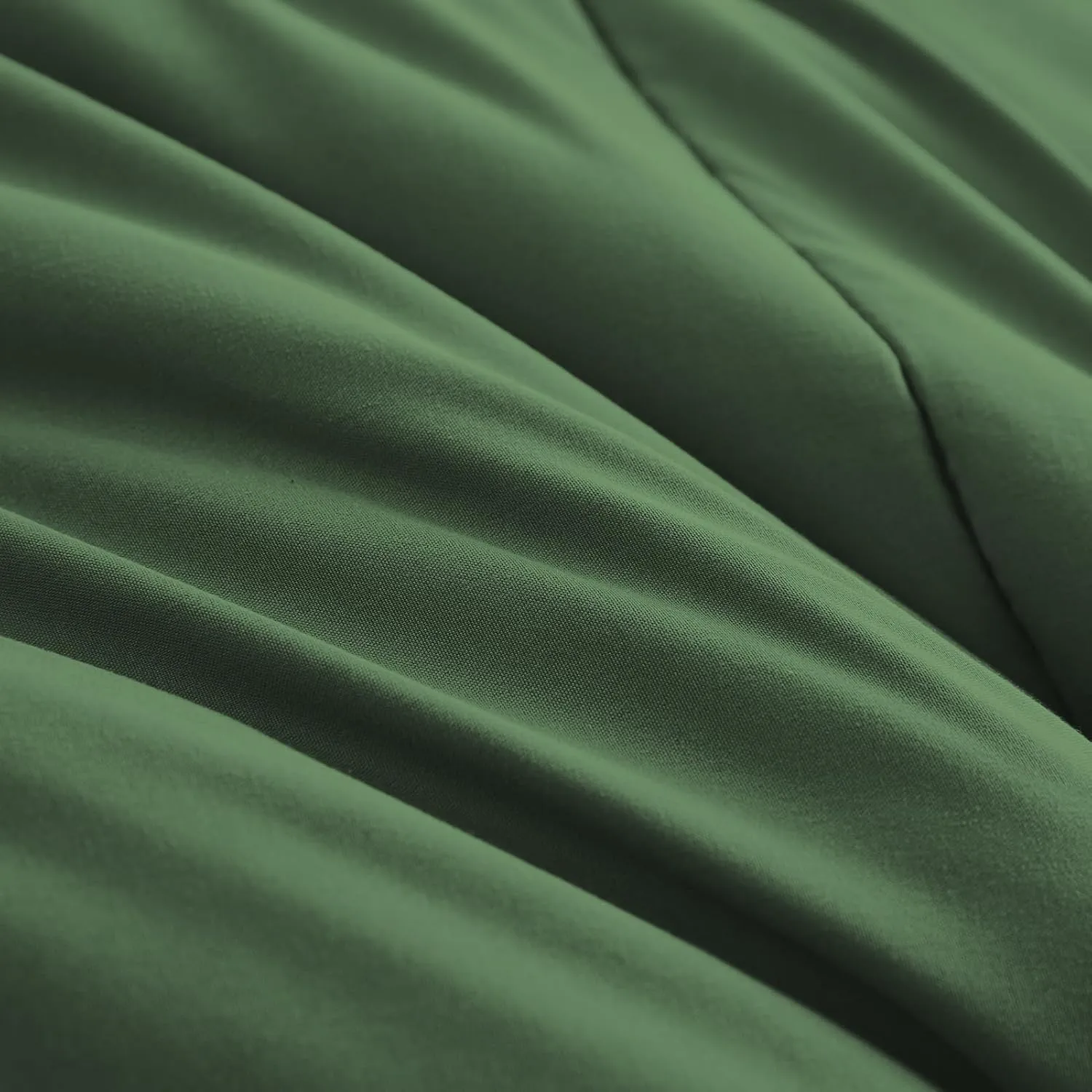 Maple&Stone Queen Size Comforter Set 7 Pieces Bed in a Bag - Down Alternative Bed Set with Sheets, Pillowcases & Shams, Soft Reversible Duvet Insert for Queen Bed, Olive Green