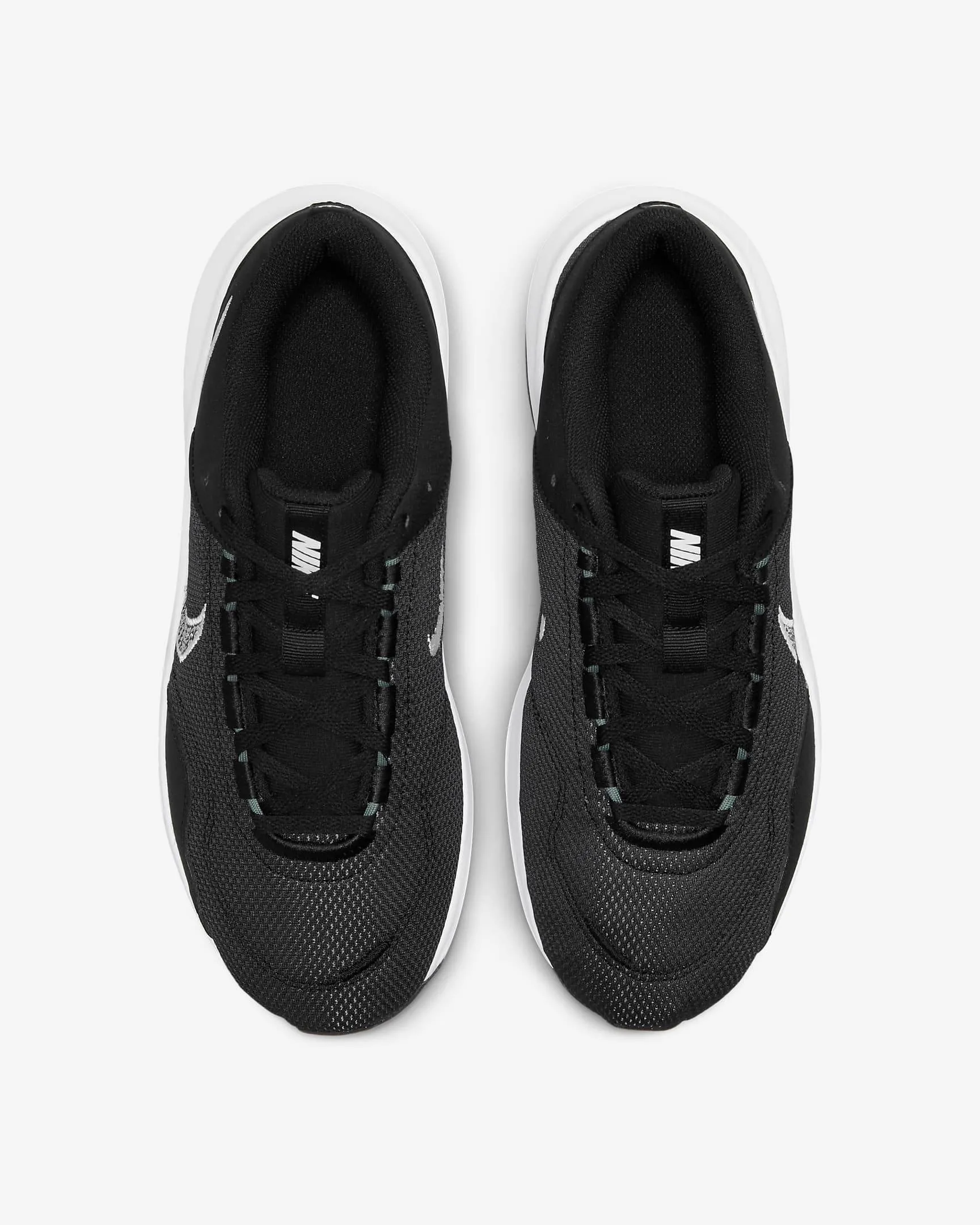Nike Legend Essential 3 Next Nature