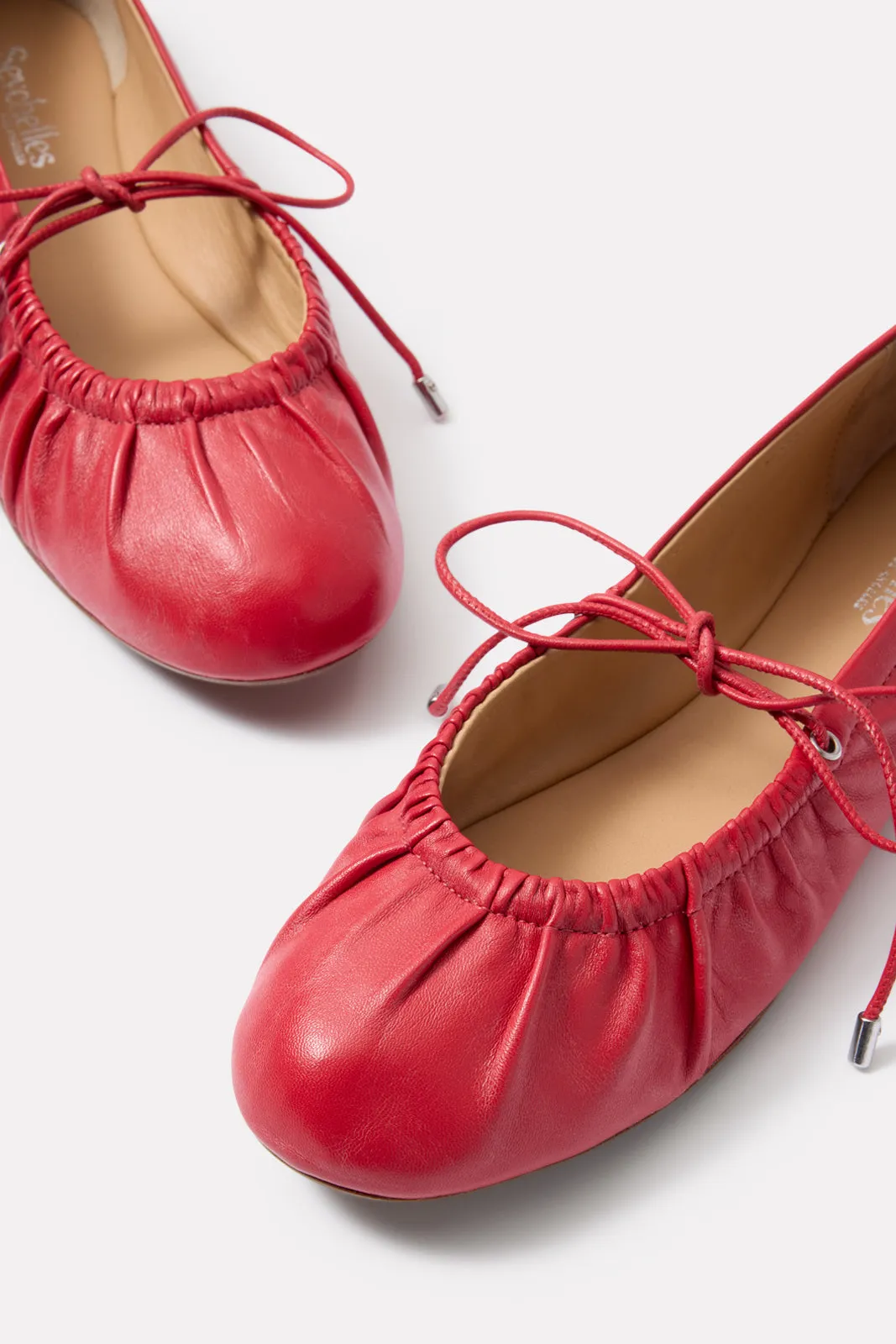 Oh Darling Flat