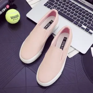 Round Toe Flat Slip-Ons