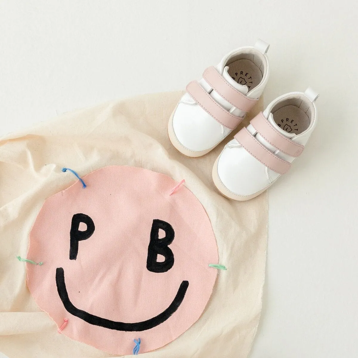 Scout in White/Blush