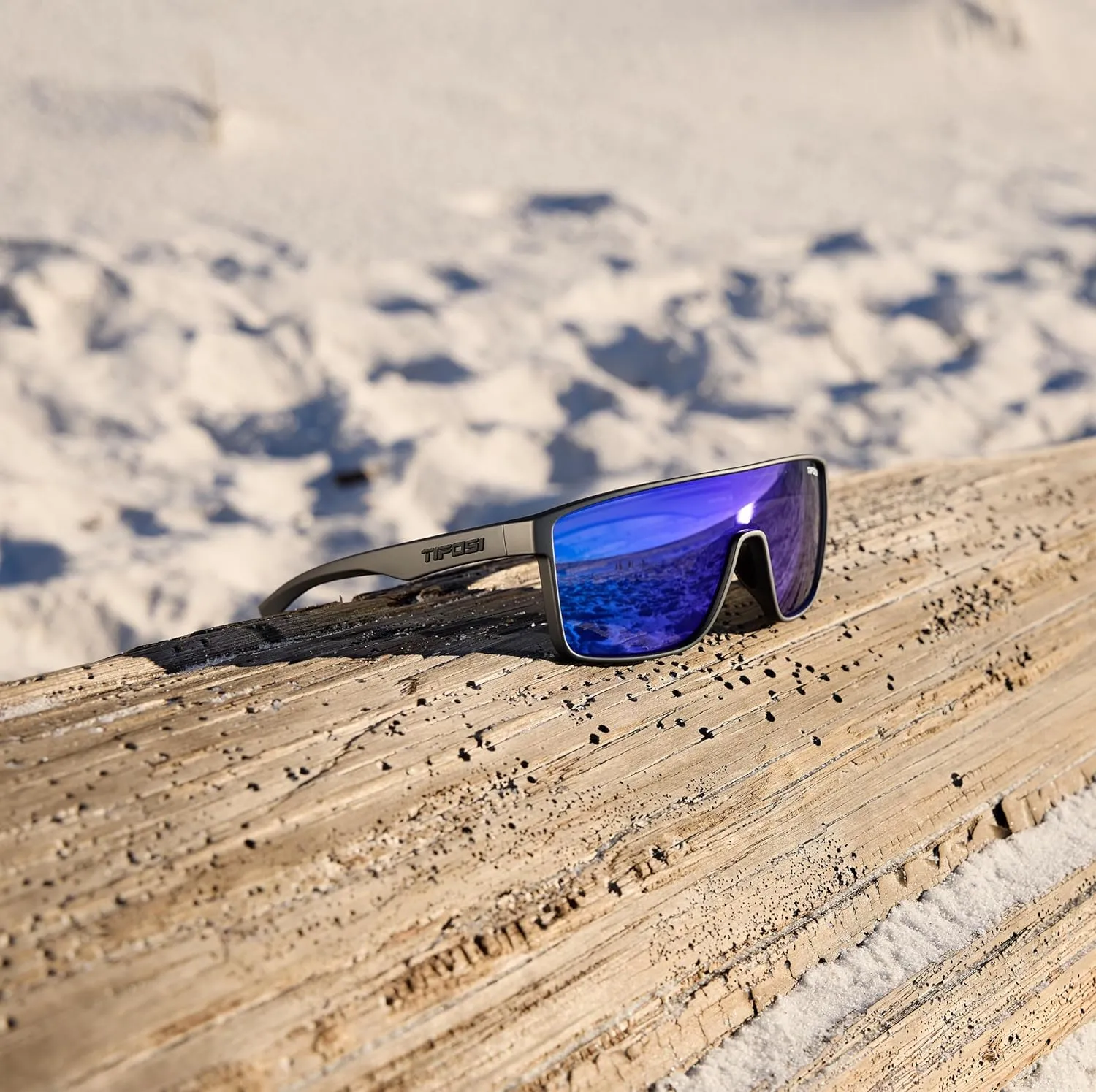 Tifosi Sanctum Sunglasses, Ideal For Cycling, Golf, Hiking, Running, Tennis & Pickleball, Lifestyle