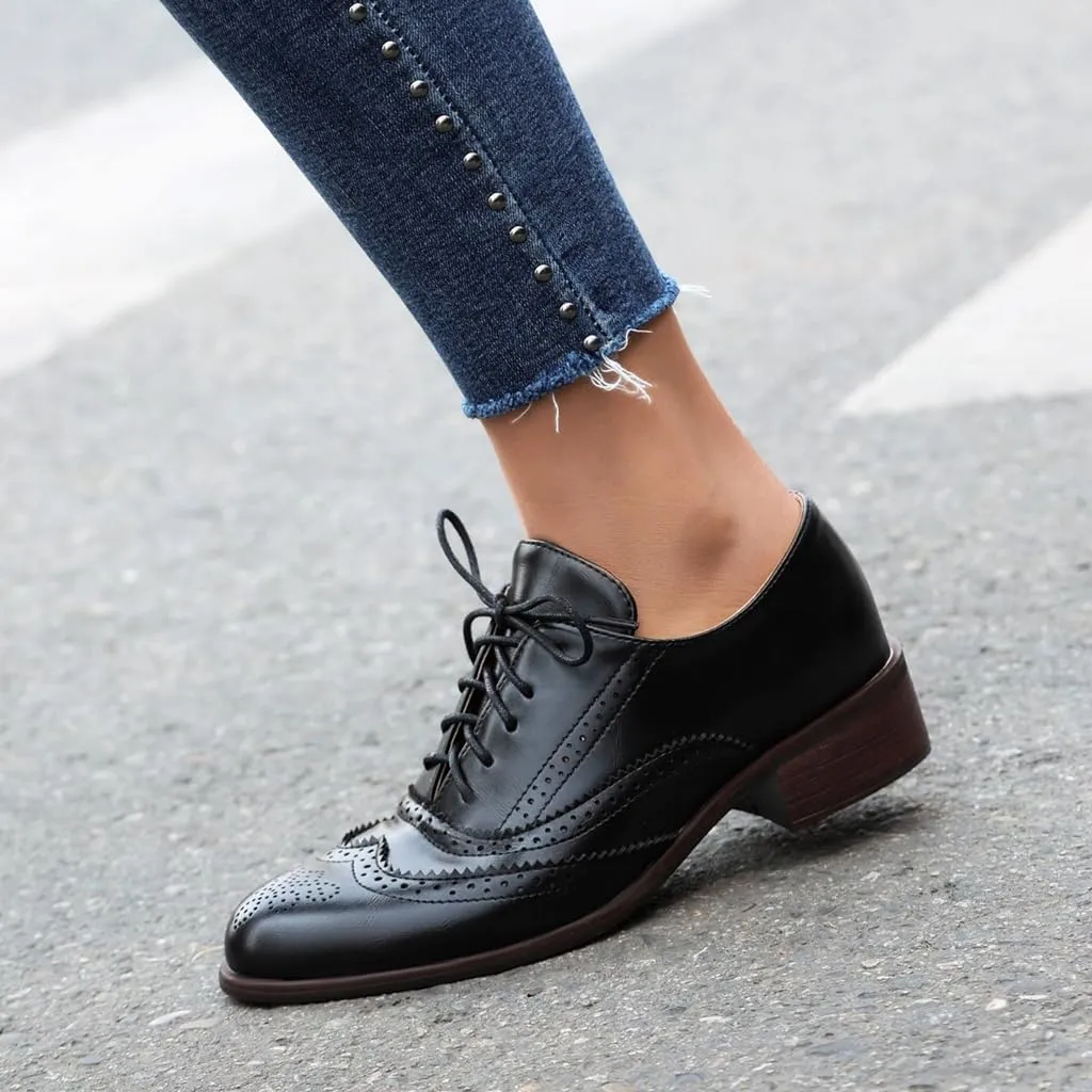 Women's Flat Saddle Oxford Shoes Round Toe Wingtip Perforated Lace Up Low Heel School Uniform Oxfords Brogues