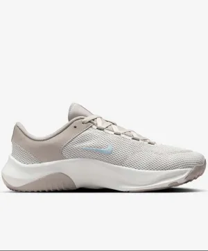 Womens Legend Essential Training Shoe