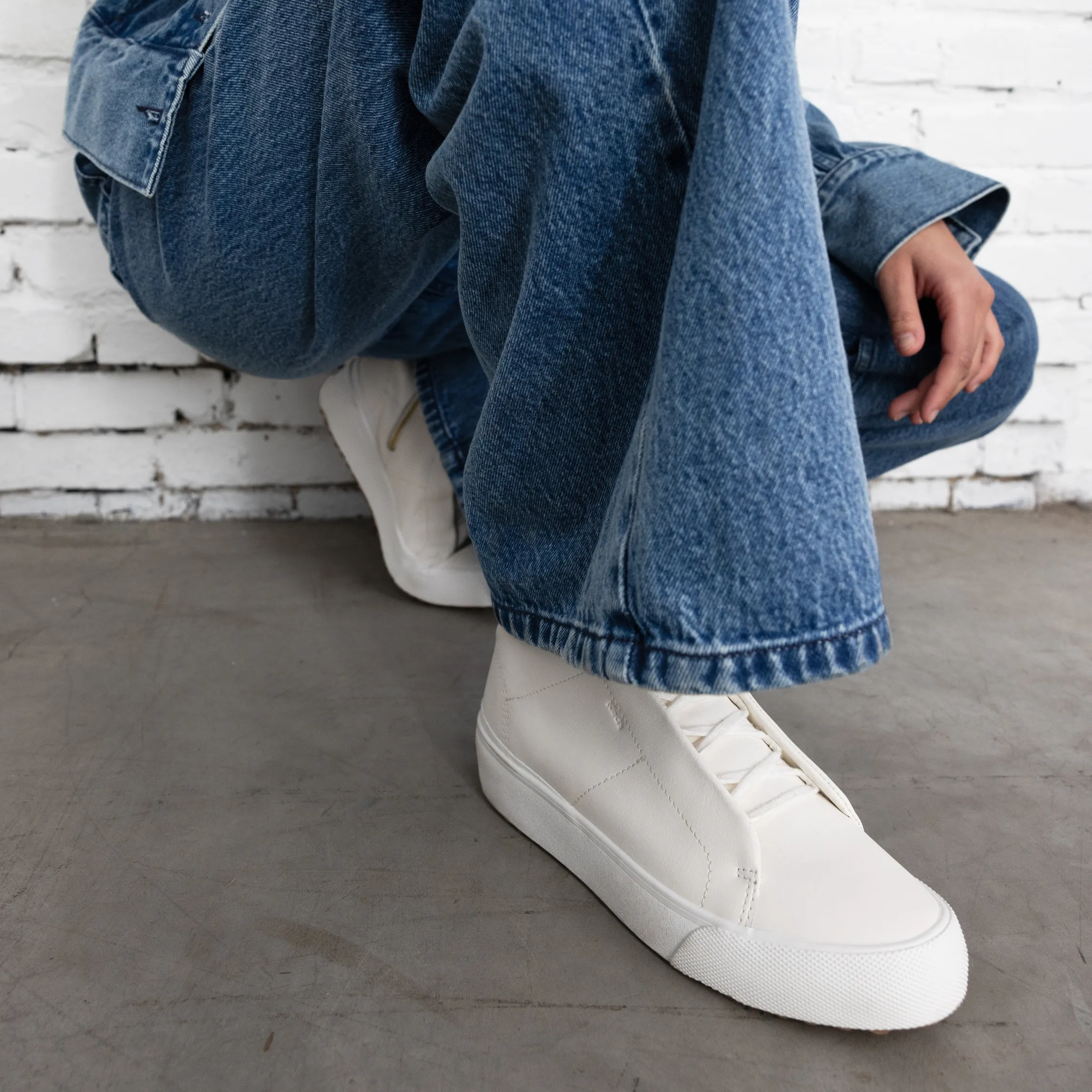 Women's Remi Mid Zip Leather Off White