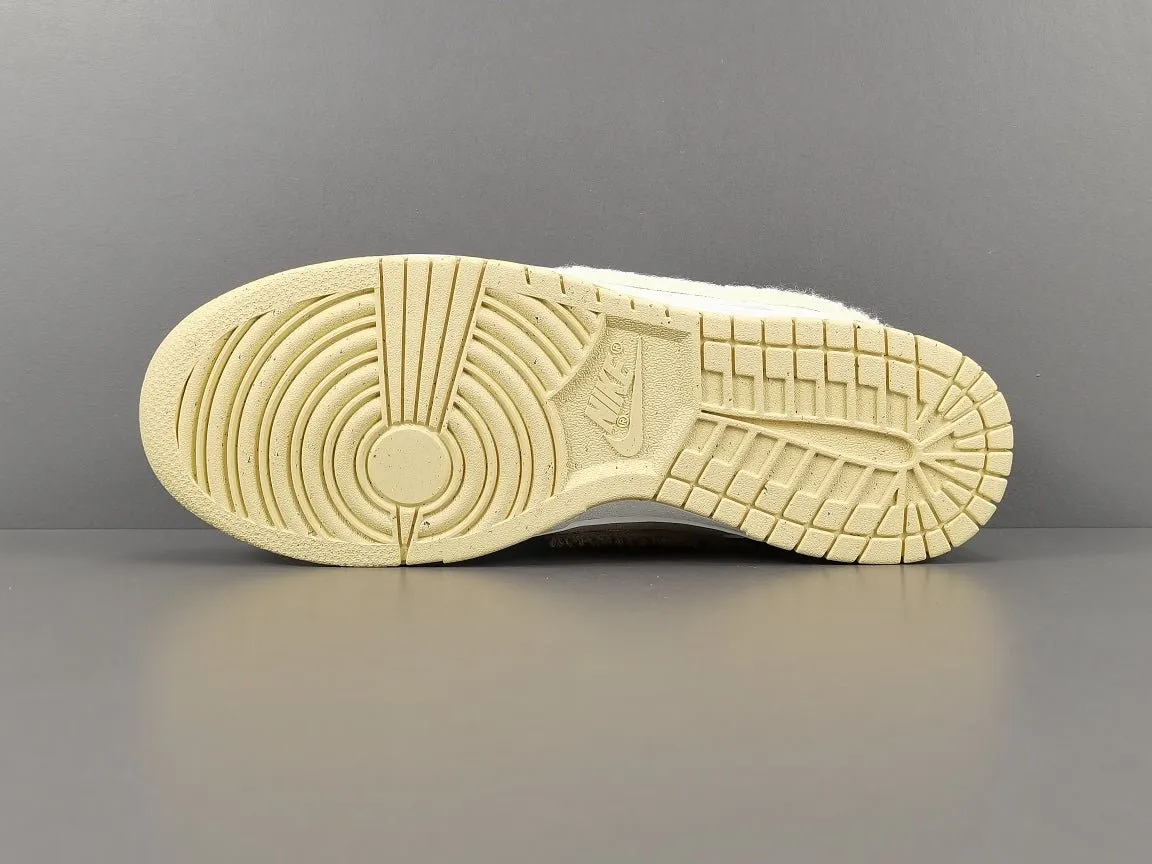 x THE YEAR NIKE Trackable RABBIT OF FOSSIL Excellent DUNK STONE